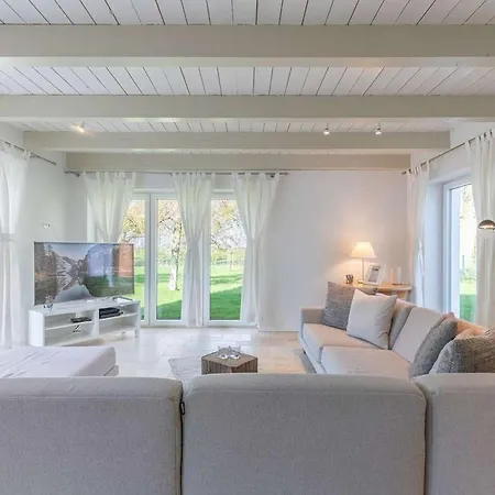 Hus Paula By Interhome 펜션